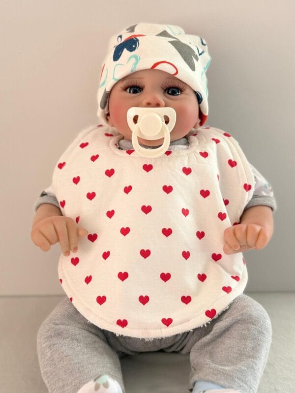 %100 Organik El Yapımı Kalpli Bebek Mama Önlüğü – Pamuklu, Emici ve Şık Bebek Önlüğü - Görsel 2