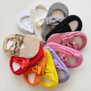 Fiyonk Detaylı Bebek Çorap