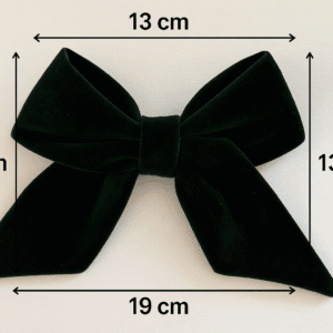 19×13 cm ölçülerinde kadife fiyonk toka ölçü fotoğrafı
