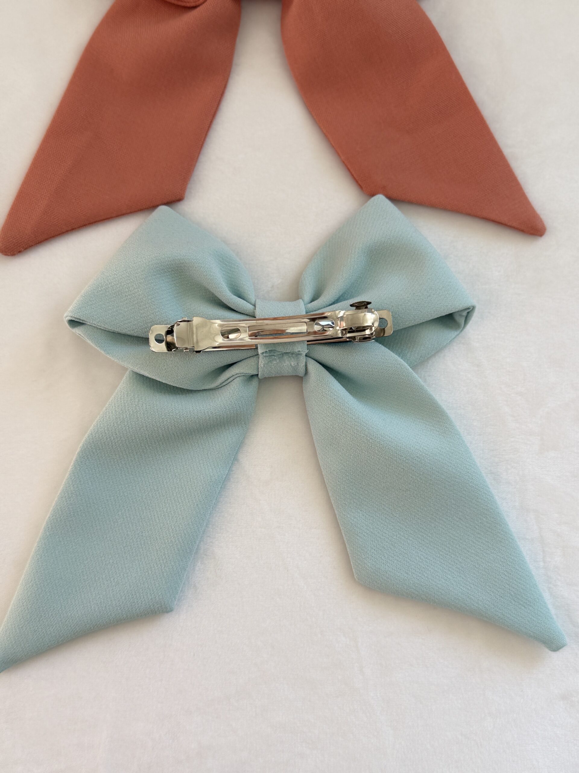 Büyük Fiyonk Toka 2’li Set – 8 cm Otomatik Klips | Mint Yeşil & Tarçın | El Yapımı | Vikivin Bebe - Görsel 7