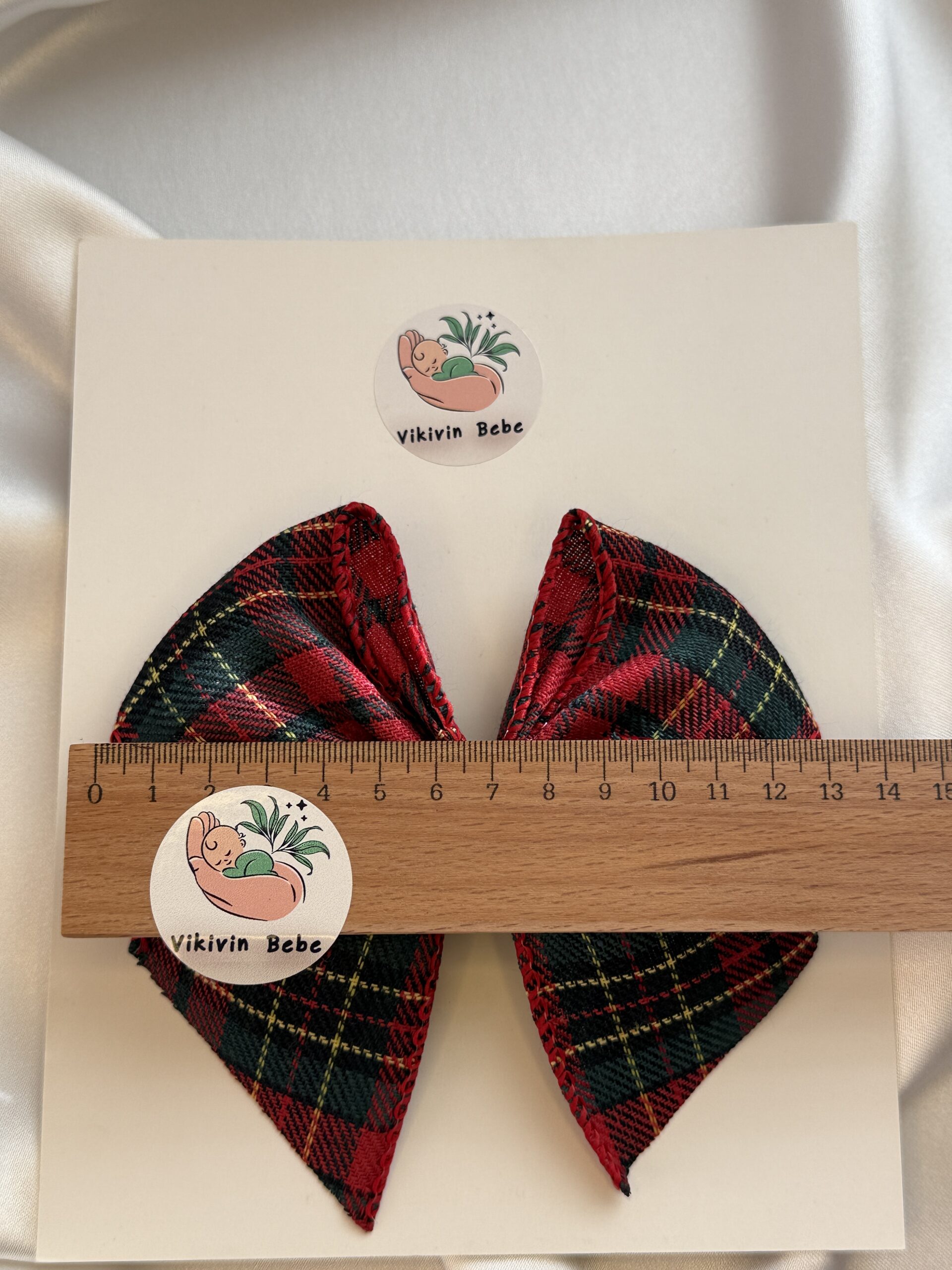 tartan desenli büyük fiyonk toka yılbaşı hediye fikri