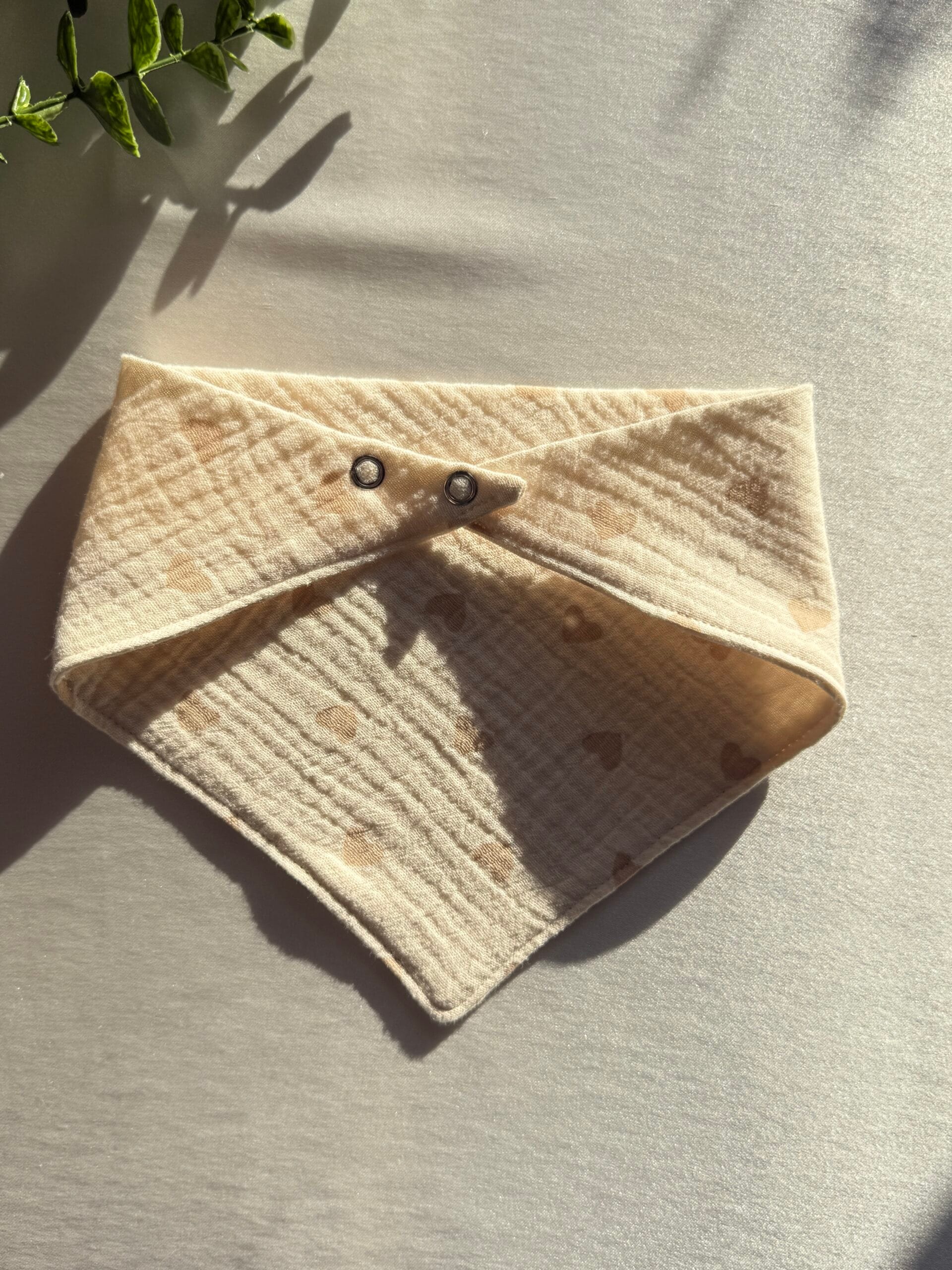 Desenli 4 Katlı Müslin Bebek Önlüğü %100 Pamuk Emici Şık ve Nefes Alabilir - Görsel 13