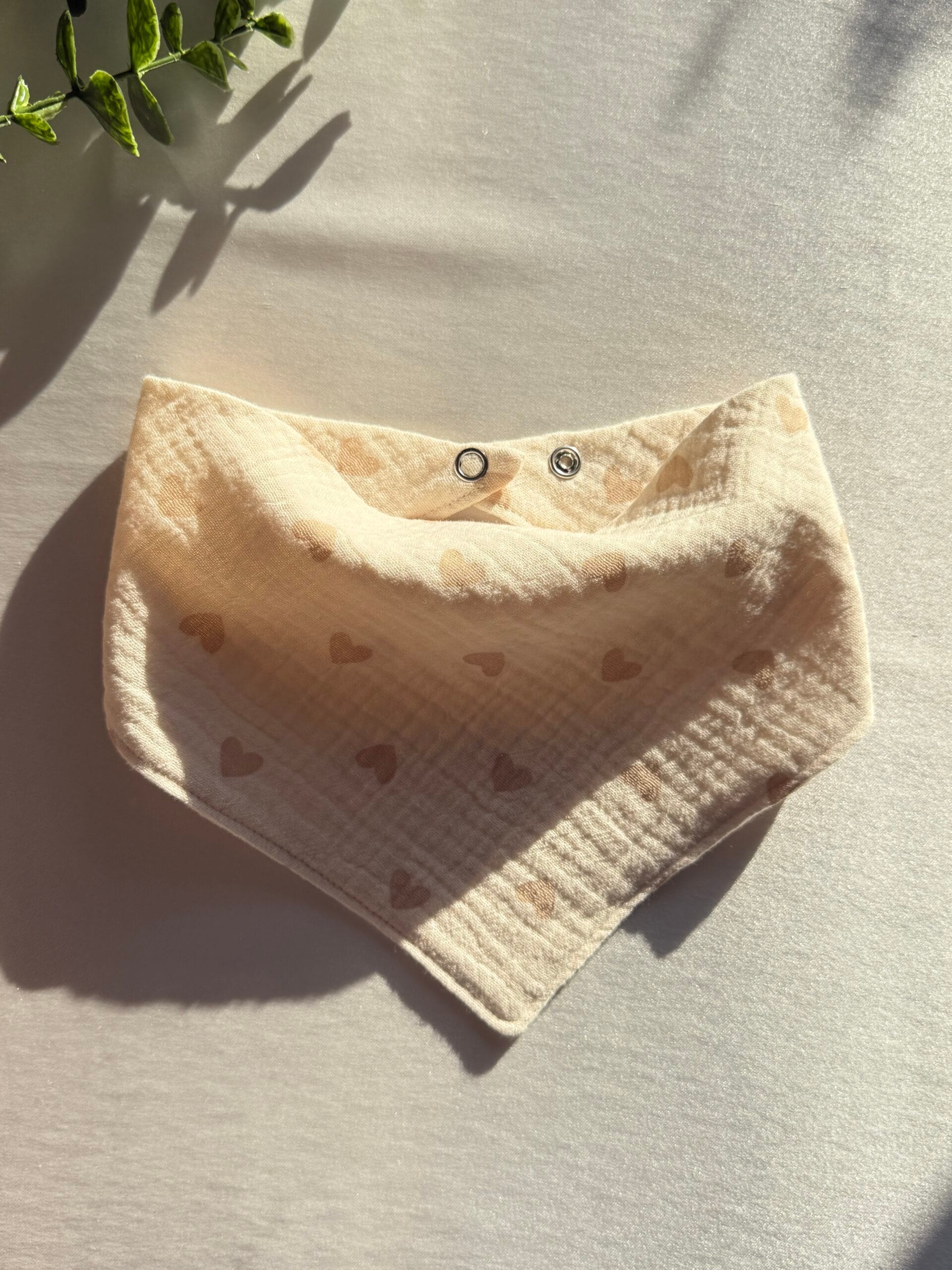 Desenli 4 Katlı Müslin Bebek Önlüğü %100 Pamuk Emici Şık ve Nefes Alabilir - Görsel 12