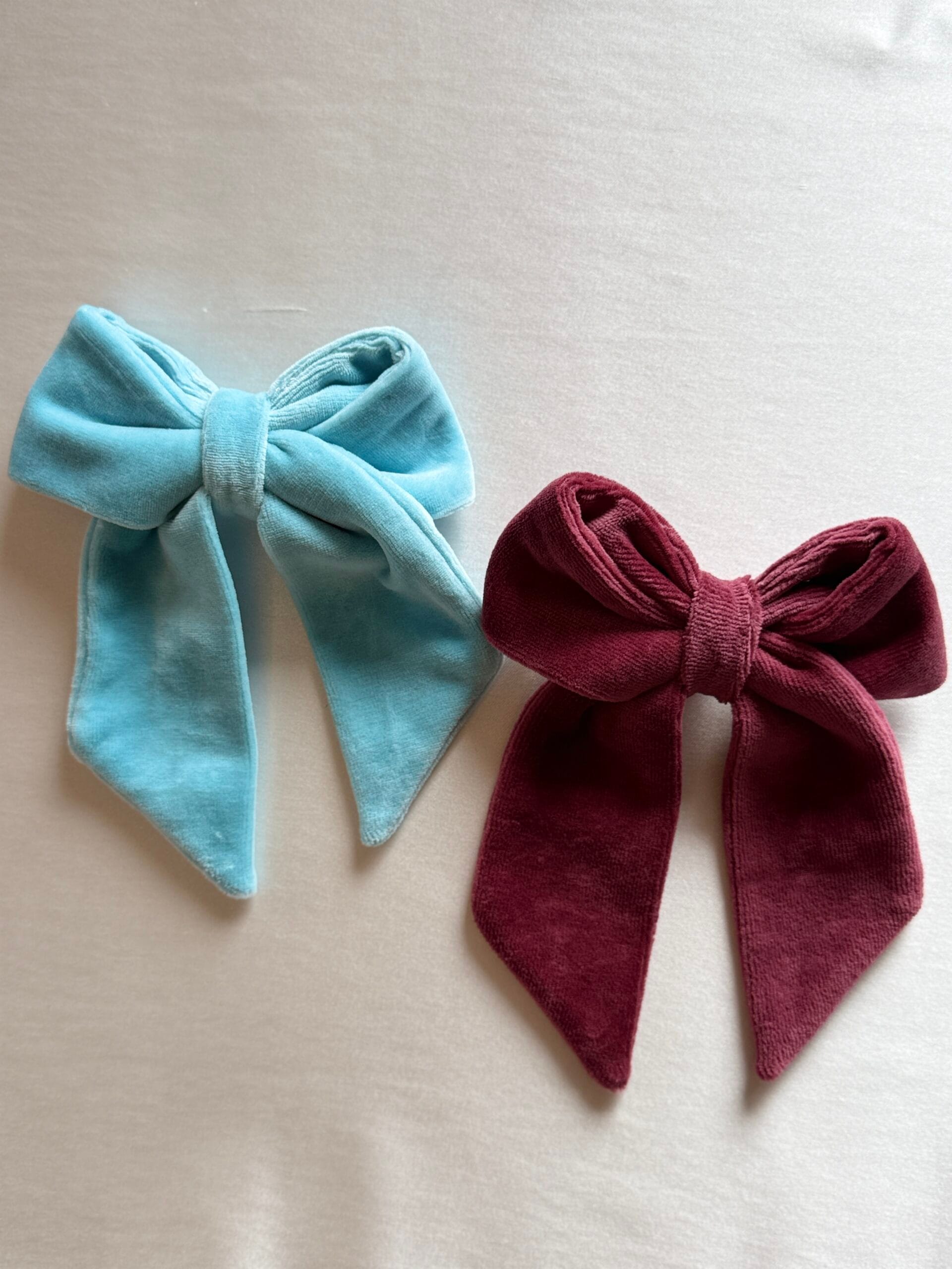 açık mavi kadife fiyonk toka