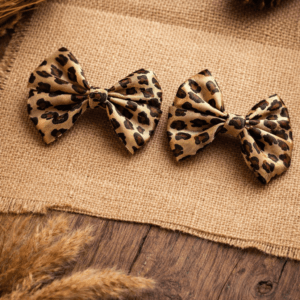 2'li leopar desenli fiyonk toka seti önden görünüm